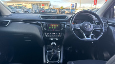 Nissan Qashqai 1.3 DiG-T Acenta Premium 5dr Petrol Hatchback
